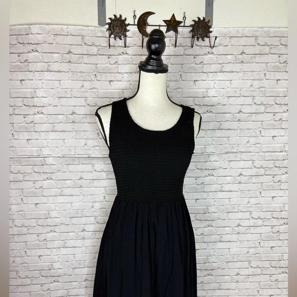 Vintage Jane Ashley Black Smocked Floral hem Maxi Dress - Picture 2 of 5